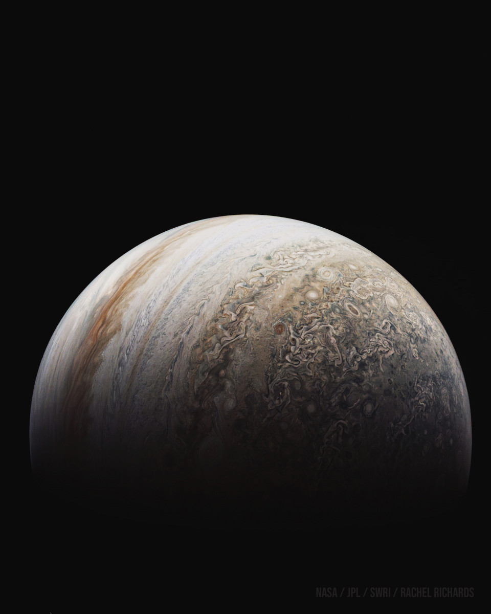 A nearly complete disc of Jupiter falling into shadow